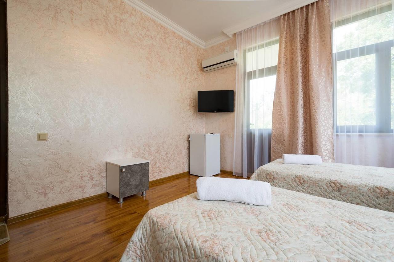 מחינג'אורי Sunny Hotel Batumi מראה חיצוני תמונה