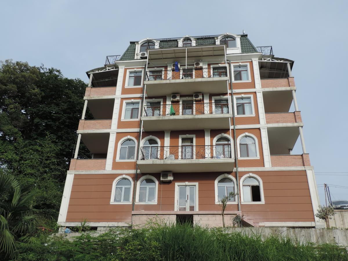 מחינג'אורי Sunny Hotel Batumi מראה חיצוני תמונה